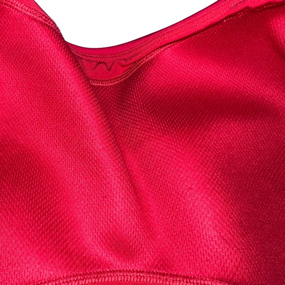 Lululemon All Powered Up Carnation Red Sports Bra 38DD Medium Support - Picture 7 of 7